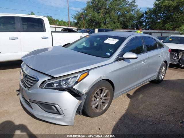 Hyundai SONATA SE 2016 5NPE24AF8GH414845 Image 2