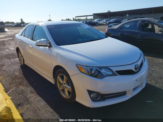 2014 4T1BF1FK1EU364932 main image