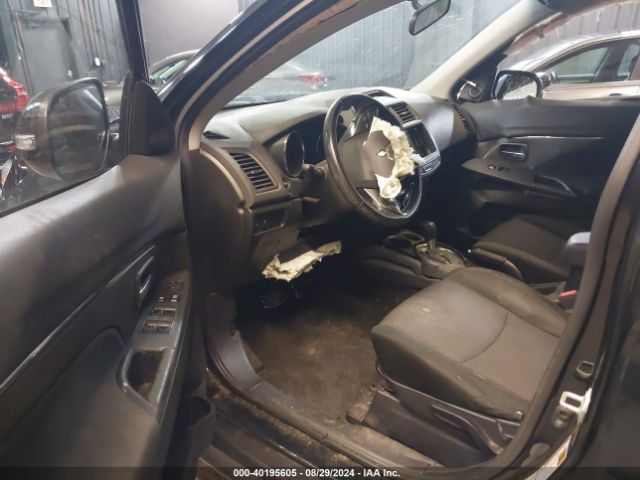 JA4AR3AUXHZ068725 Mitsubishi Outlander Sport 2.0 Le