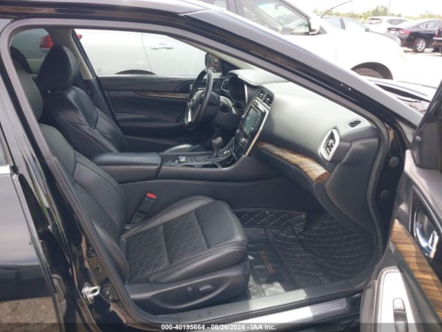 1N4AA6AP3HC416298 Nissan Maxima 3.5 Platinum