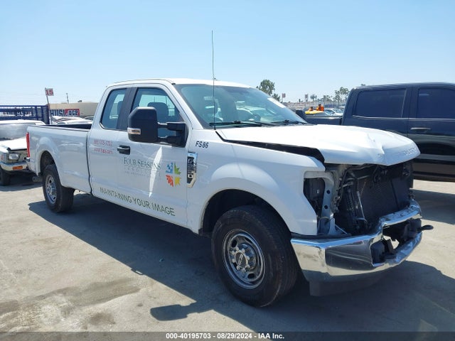 2018 1FT7X2A62JEC79528 main image