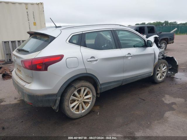JN1BJ1CR7HW124476 Nissan Rogue Sport Sv
