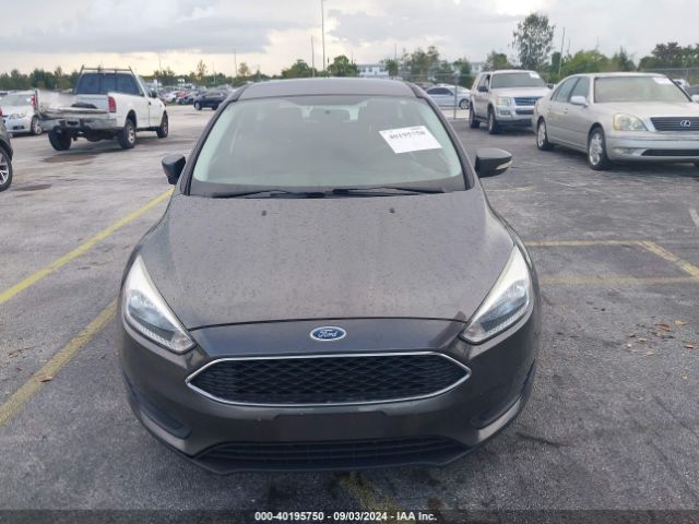 1FADP3K24FL301333 Ford FOCUS SE