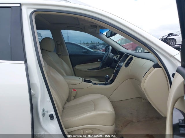 JN1BJ0RPXGM230883 Infiniti QX50