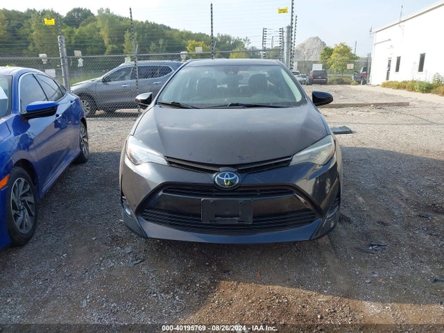 Toyota COROLLA LE 2018 5YFBURHE5JP820258 Image 12