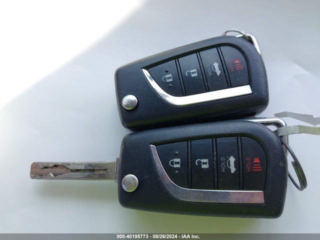 Toyota CAMRY LE 2020 4T1C11AK1LU368485 Image 11
