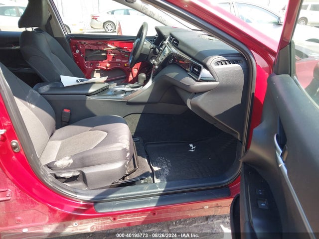 Toyota CAMRY LE 2020 4T1C11AK1LU368485 Image 5
