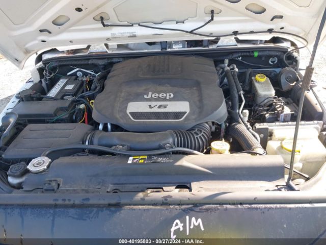 1C4BJWDG1HL543867 Jeep Wrangler Unlimited Sport 4x4