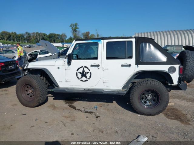 1C4BJWDG1HL543867 Jeep Wrangler Unlimited Sport 4x4
