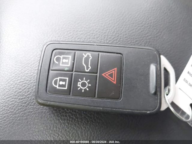 YV1612SK2G1311901 Volvo V60 T5 Premier