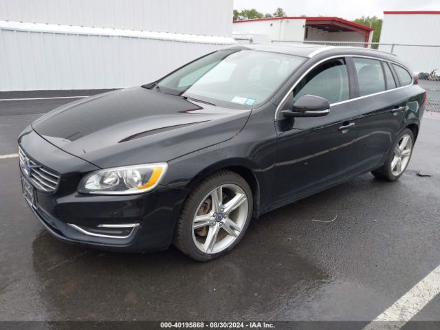 YV1612SK2G1311901 Volvo V60 T5 Premier