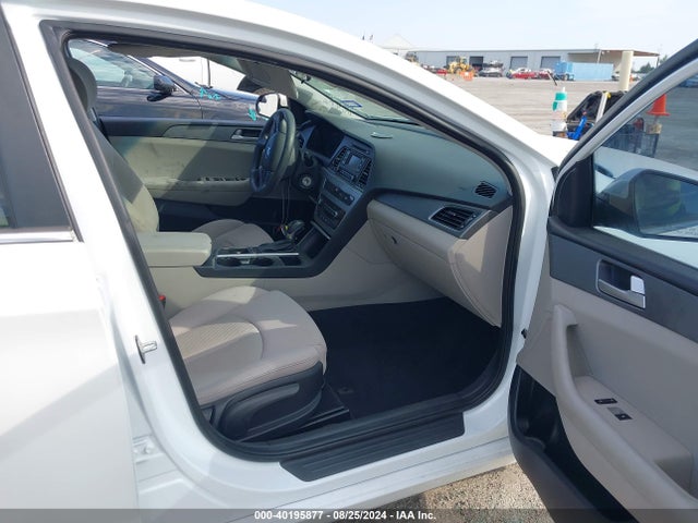 Hyundai Sonata 2017 5NPE24AFXHH461568 Image 5