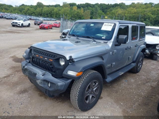 1C4HJXDG1JW272216 Jeep Wrangler Unlimited Sport S 4x4