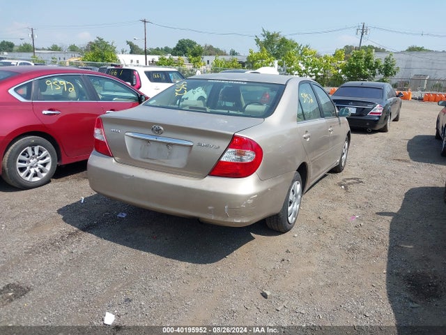 2002 Toyota Camry Le მანქანა იყიდება აუქციონზე, vin: 4T1BE32K12U618378, აუქციონის ნომერი: 40195952