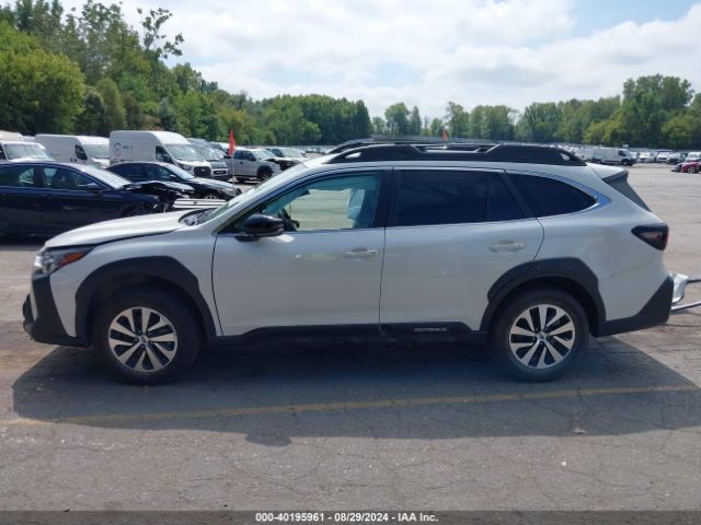 4S4BTADC2R3107228 Subaru Outback Premium