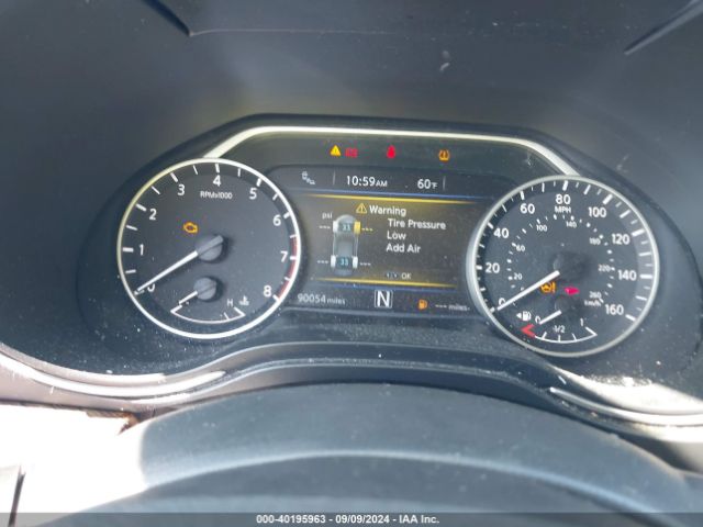 1N4AA6AP3JC403928 Nissan Maxima 3.5 Platinum