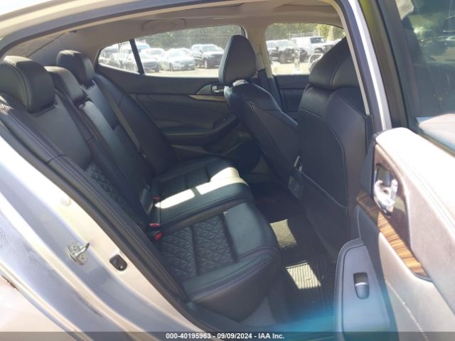 1N4AA6AP3JC403928 Nissan Maxima 3.5 Platinum