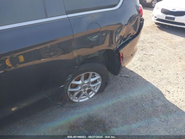 2C4RC1DG5MR512859 Chrysler Voyager Lxi