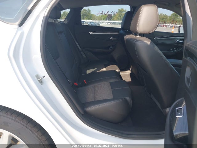 Chevrolet IMPALA 1LT 2018 2G1105S30J9170139 Image 8