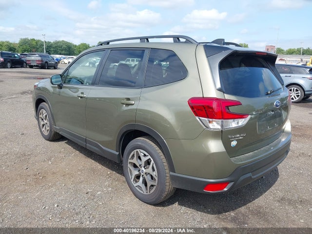 Subaru Forester Premium 2024 JF2SKADC0RH483616 Image 3