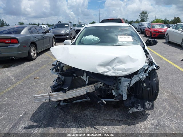 Toyota COROLLA LE 2022 JTDEPMAE7N3026121 Image 13