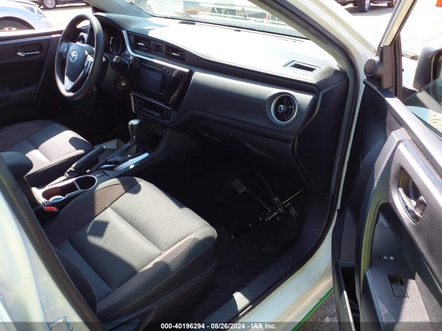 2T1BURHE0KC206610 Toyota COROLLA LE