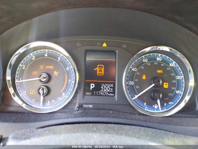 2T1BURHE0KC206610 Toyota COROLLA LE
