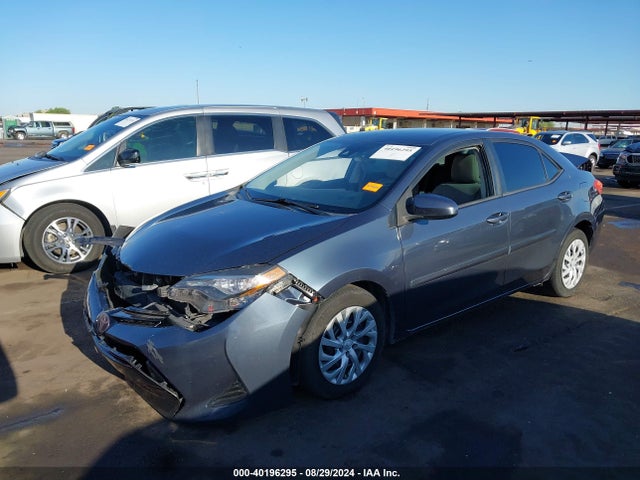 Toyota COROLLA LE 2017 2T1BURHE8HC791297 Image 2