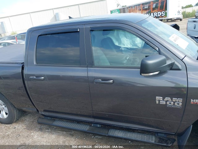 1C6RR7TT7KS551052 RAM 1500 Classic Slt  4x4 6'4 Box