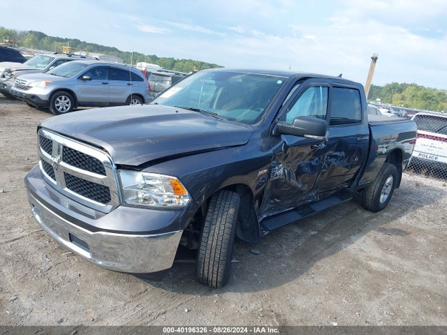 1C6RR7TT7KS551052 RAM 1500 Classic Slt  4x4 6'4 Box