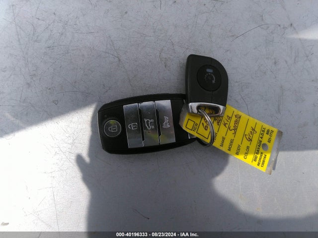 KIA SORENTO LX 2014 5XYKTCA61EG443022 Image 11