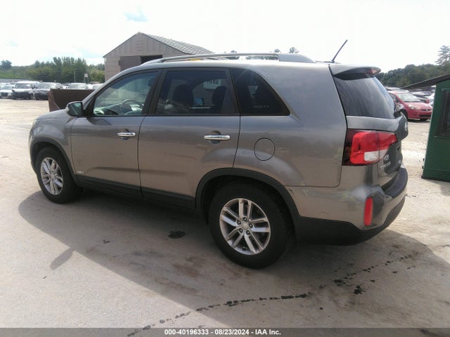KIA SORENTO LX 2014 5XYKTCA61EG443022 Image 3