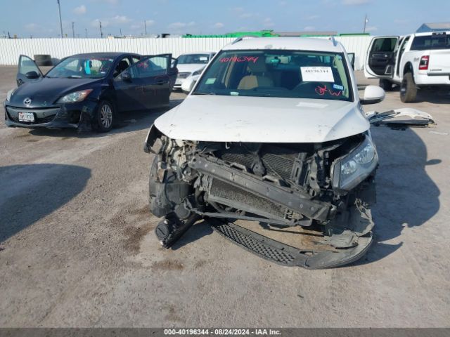 WVGAV3AX8EW508025 Volkswagen TIGUAN SE
