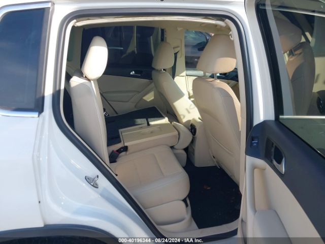 WVGAV3AX8EW508025 Volkswagen TIGUAN SE