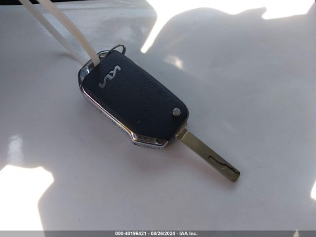 KNDPUCAG1P7114218 KIA Sportage Hybrid Lx