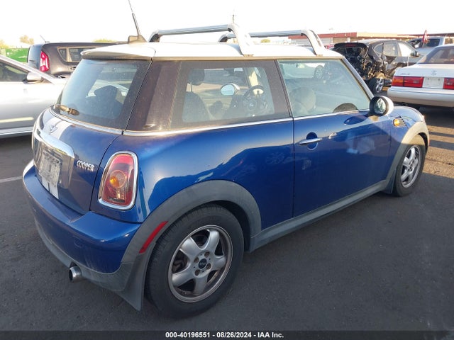 2009 MINI COOPER WMWMF33559TW70922 Photo 3