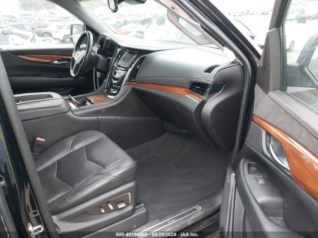1GYS3SKJ1FR557905 Cadillac Escalade Esv Luxury