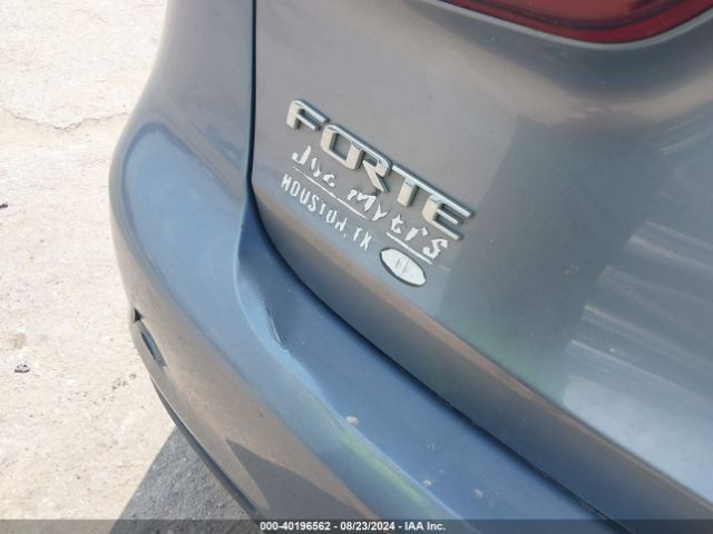 3KPFL4A84HE005394 KIA FORTE EX