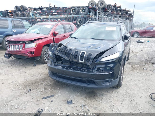1C4PJLAB9HW571881 Jeep Cherokee Sport Fwd
