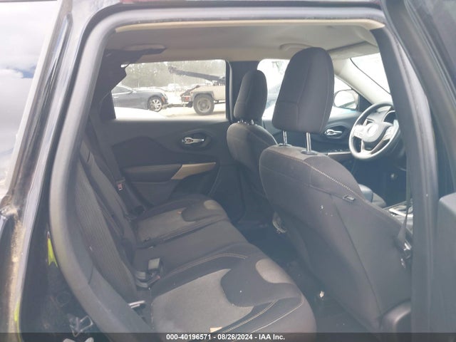 1C4PJLAB9HW571881 Jeep Cherokee Sport Fwd