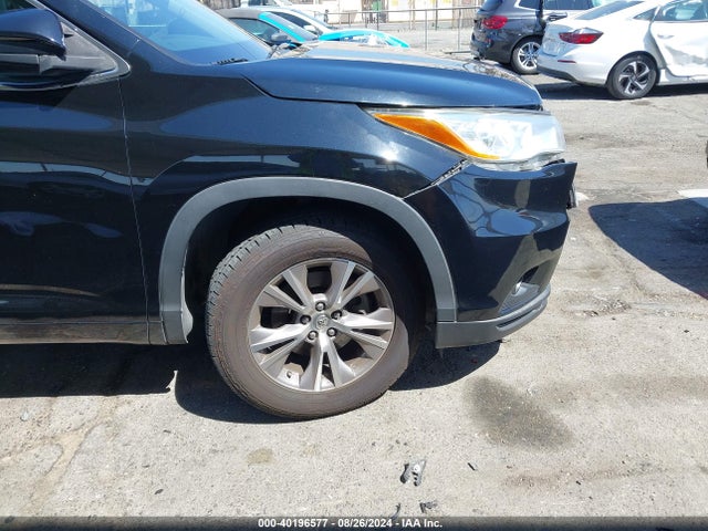 Toyota Highlander Le Plus V6 2015 5TDZKRFH9FS065518 Image 18