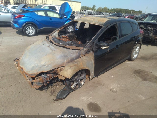 Ford FOCUS SE 2014 1FADP3K29EL286682 Image 2