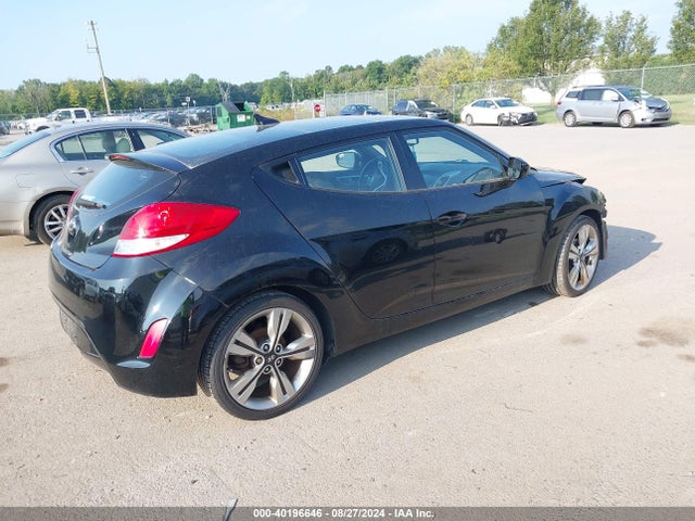 Hyundai Veloster Value Edition 2017 KMHTC6AD7HU317198 Image 4
