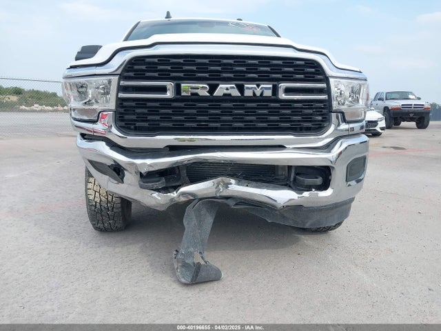 3C6UR5JL3NG120866 RAM 2500 Big Horn  4x4 8' Box