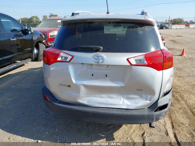 Toyota RAV4 LE 2014 JTMZFREV6EJ012069 Image 16