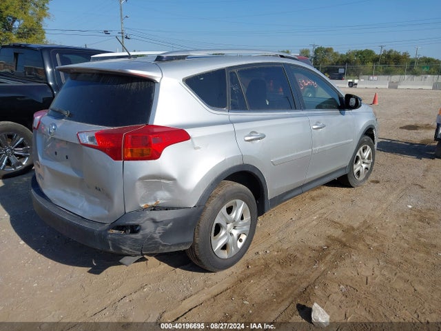 Toyota RAV4 LE 2014 JTMZFREV6EJ012069 Image 4