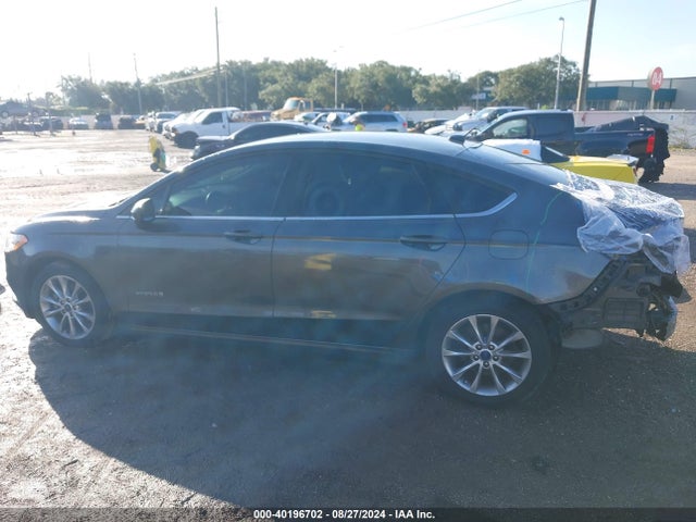 Ford Fusion Hybrid S 2017 3FA6P0UU0HR226804 Image 14
