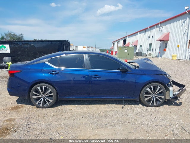 1N4BL4CV6LC242461 Nissan 2020