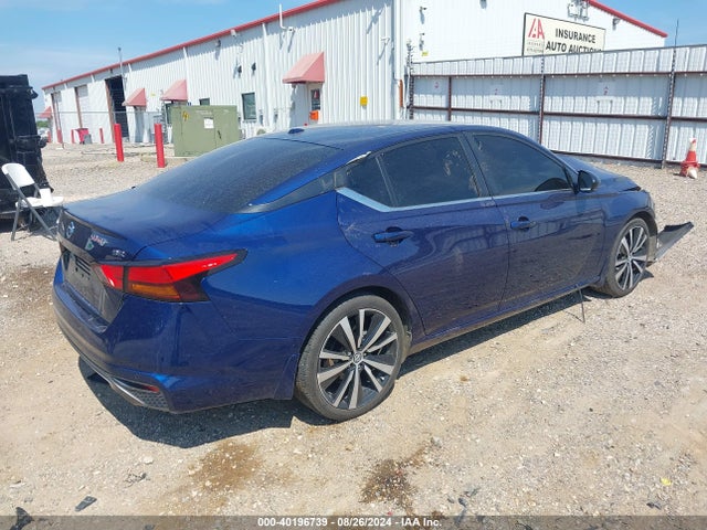 1N4BL4CV6LC242461 Nissan 2020