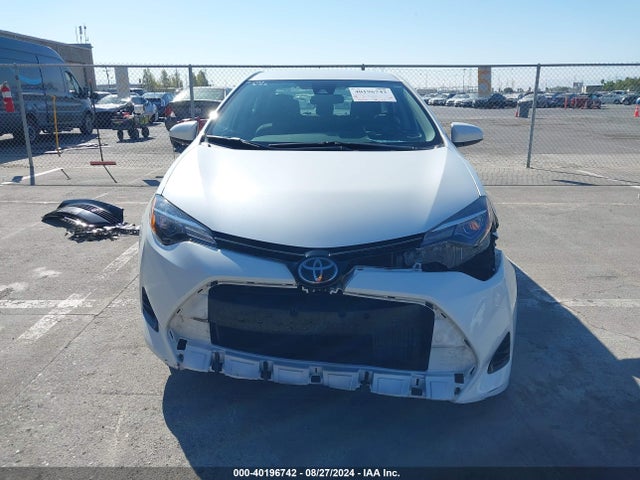 Toyota COROLLA LE 2018 5YFBURHE9JP748027 Image 6